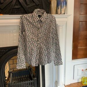 Talbots stretch floral button down. Worn once.‎ 89.50 retail